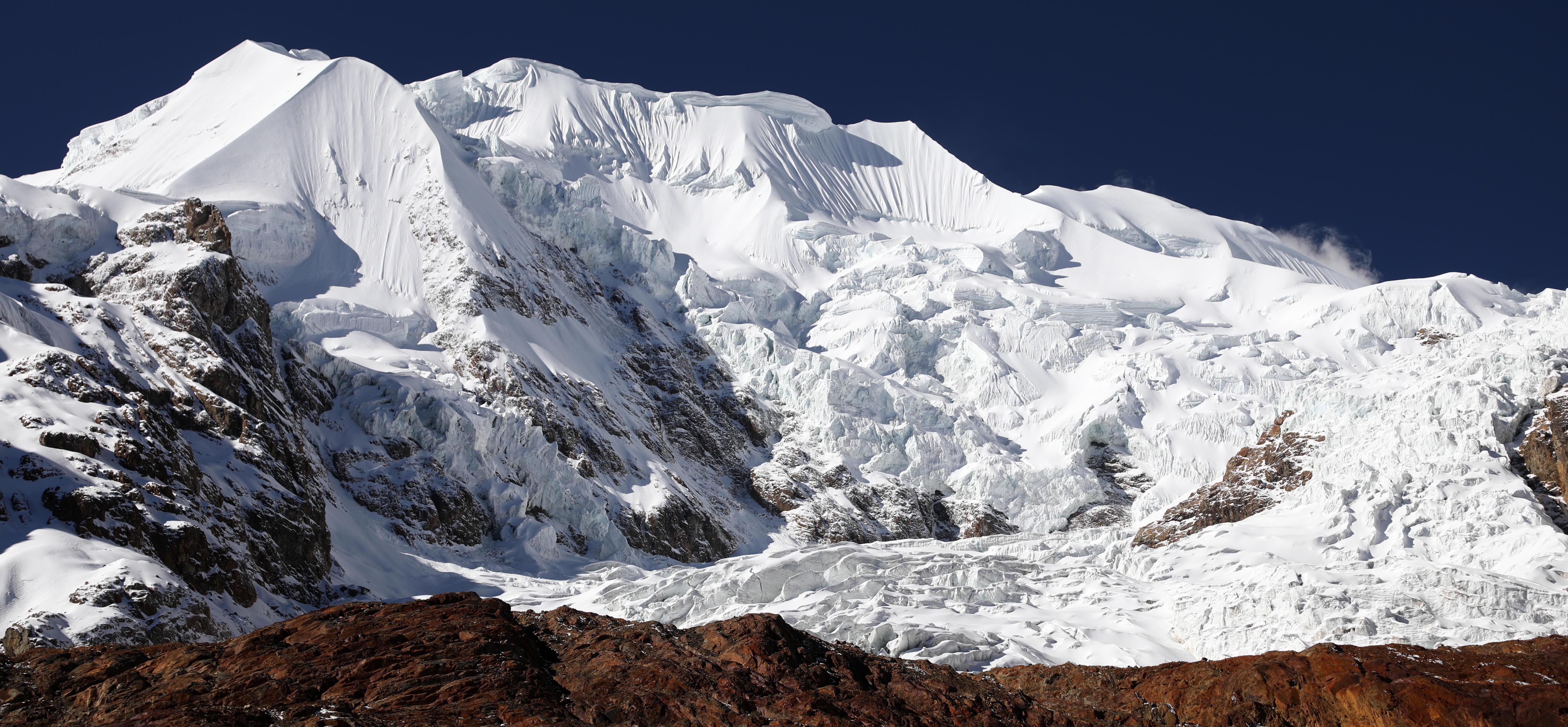 Vue du glacier Illimani en Bolivie © Sarah Del Ben/Wild Touch/Fondation UGA