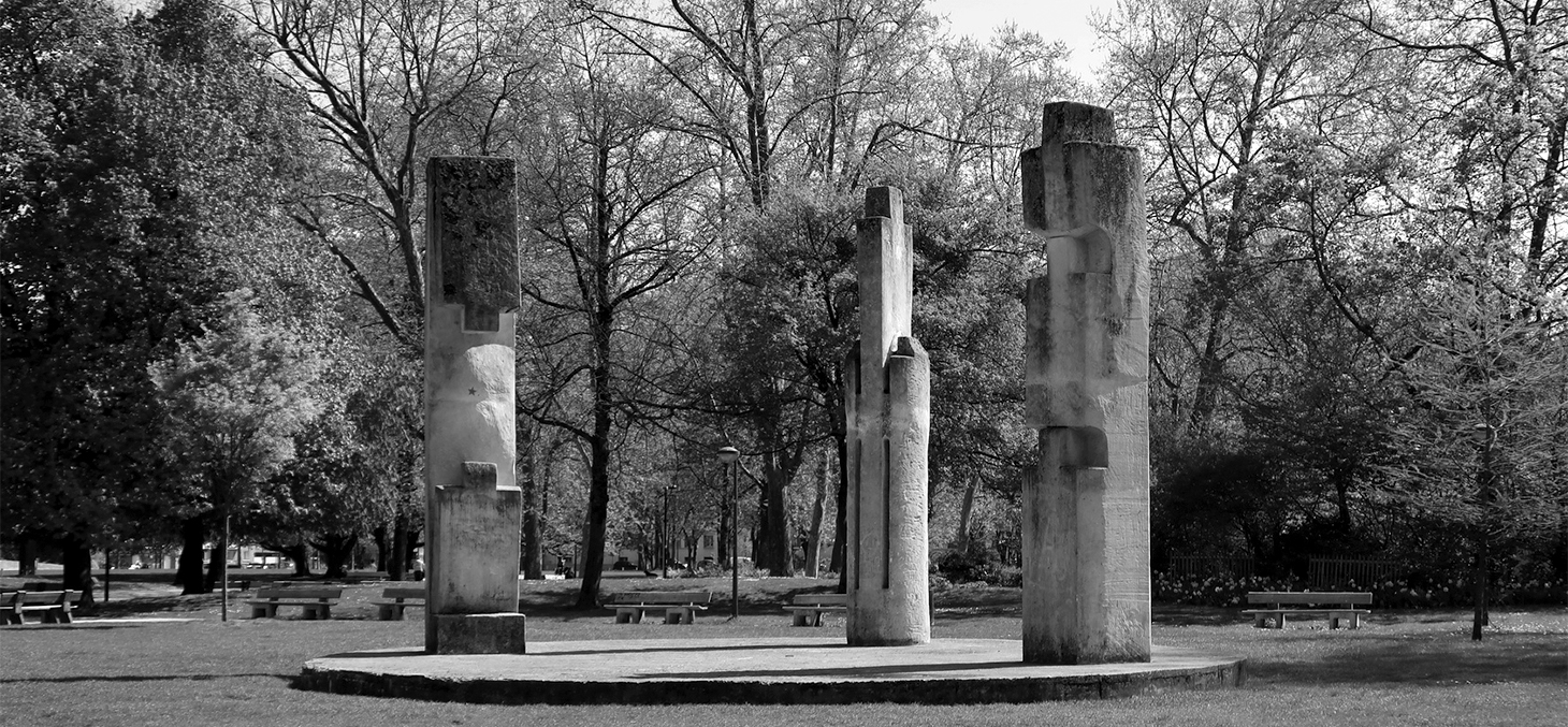 "Père et Fils" sculpture de Gregor Apostu © Fotolia
